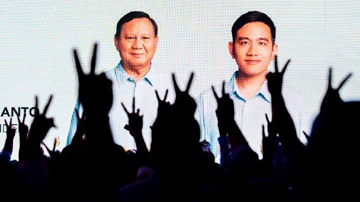 Hari Pertama Kampanye, Prabowo-Gibran 'Ngantor' Seperti Biasa