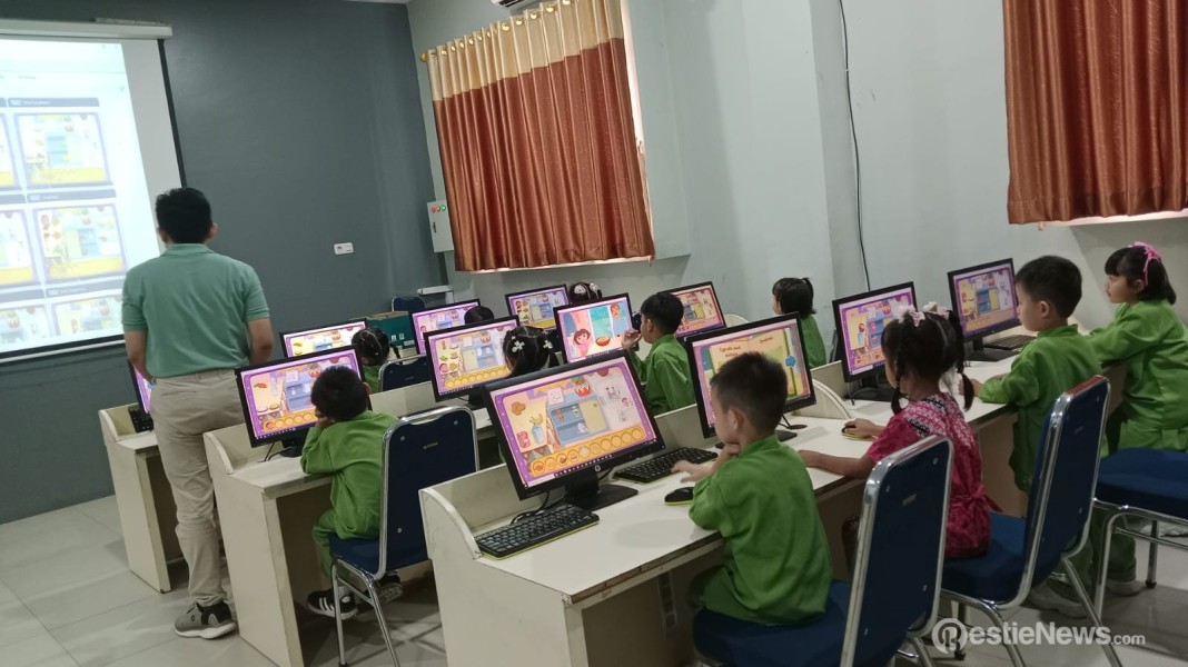 Wako Pekanbaru Liburkan Anak Sekolah