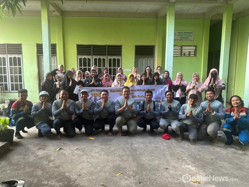 Perwira Kilang Dumai Berbagi Kasih dengan Anak Panti Asuhan