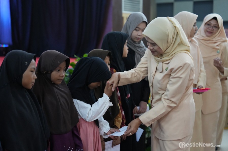 PWP PT KPI RU II Dumai  Bantu Warga Kurang Mampu  Rp60 juta