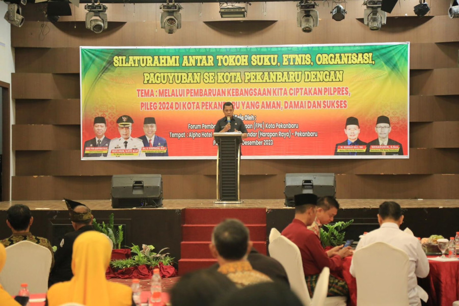Pj Walikota Pekanbaru Hadiri Kegiatan FPK