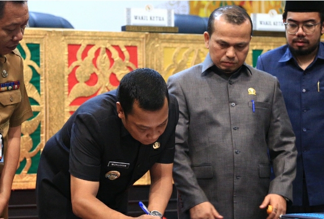 Mengacu pada RPJMD, Pj Walikota Pekanbaru Teken MoU KUA PPAS APBD 2024