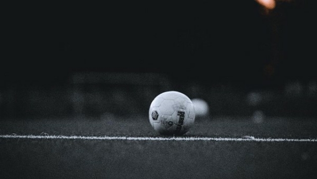 Sepakbola Berduka, Legenda Spanyol Luis Suarez Meninggal Dunia