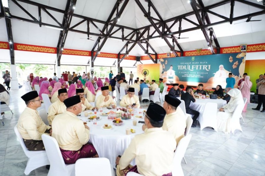 Hari Terakhir Open House Gubri Abdul Wahid Dihadiri Tamu dari Berbagai Daerah