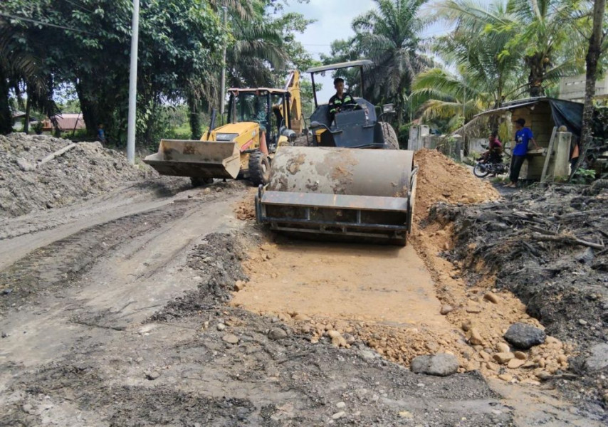 Alami Kerusakan Parah, BPJN Riau Gesa Perbaikan Jalan Lintas Kuansing-Pekanbaru