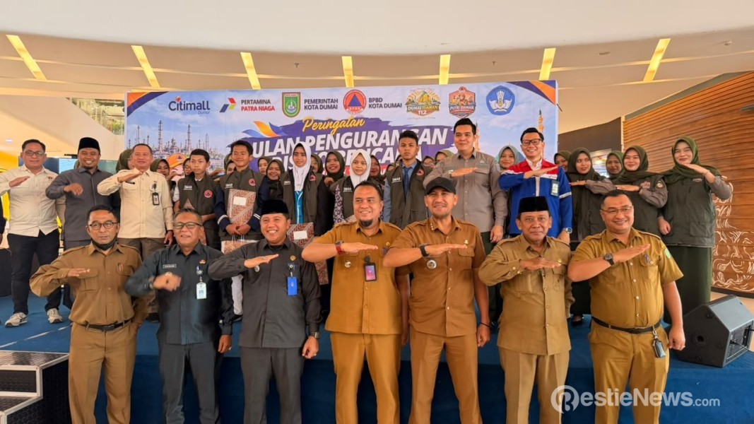 Pertamina Patra Niaga Kilang Dumai Bantu 500 Masker dan 350 Susu ke BPBD