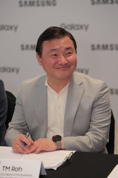 Bos Samsung Akan Hadirkan Fitur Galaxy AI ke 100 Juta Hp Samsung Tahun Ini