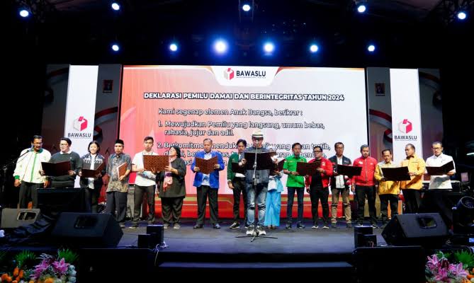 Anies-Cak Imin, Prabowo-Gibran, dan Ganjar-Mahfud Tandatangani Deklarasi Kampanye Damai