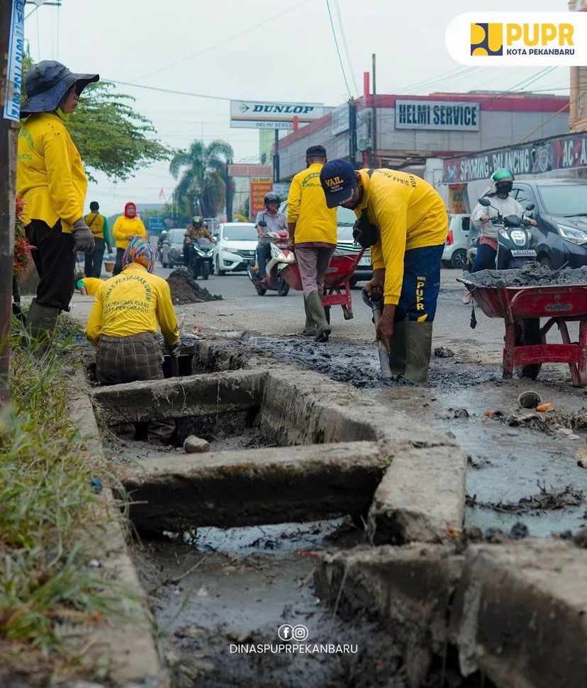Drainase Dangkal Jadi Penyebab Banjir di Kota Pekanbaru