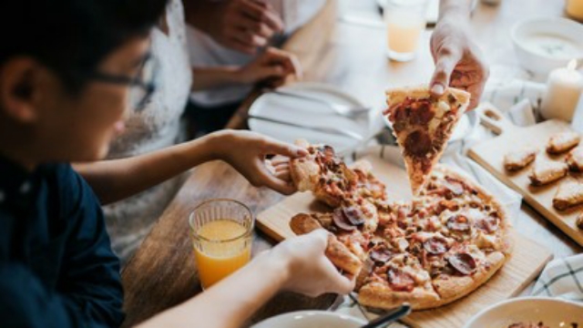 Berpengaruh untuk Kesehatan, Berikut 7 Kesalahan Menyimpan Makanan