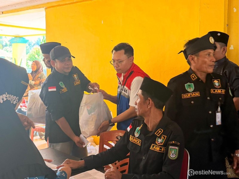 Pertamina Patra Niaga Kilang Dumai Gelar Pasar Murah Bagi 1.000 Masyarakat Prasejahtera
