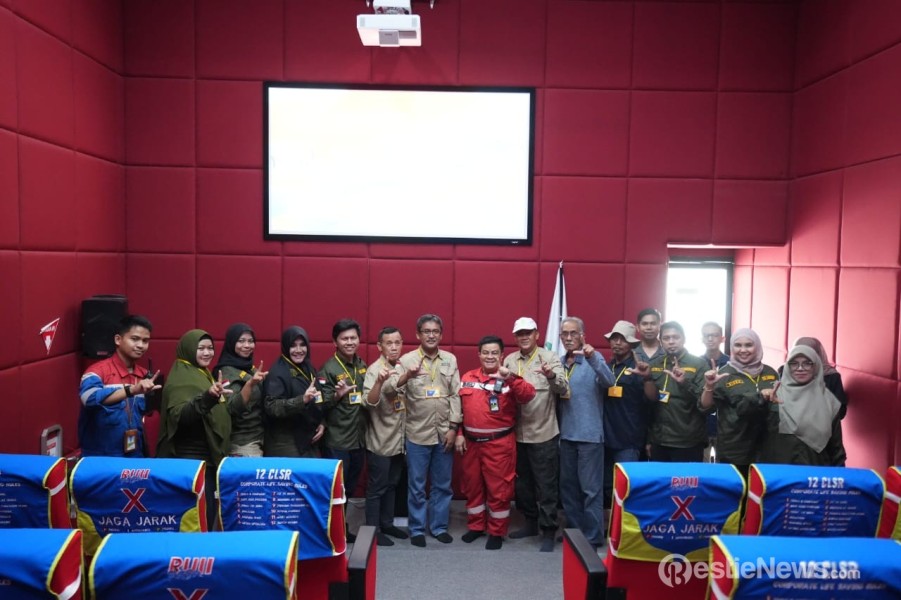 Mahasiswa S3 UNRI Kunjungi PT KPI Kilang Dumai