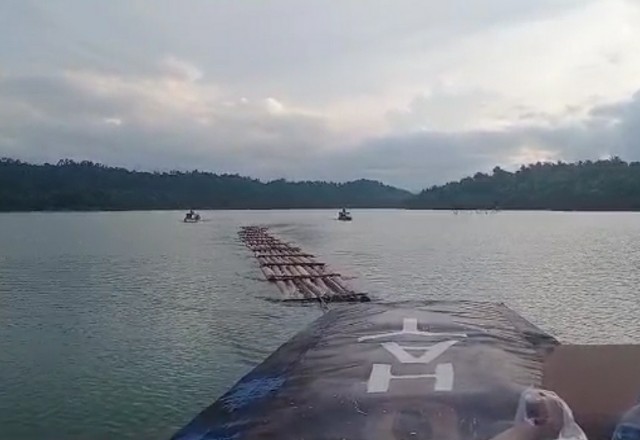 Ratusan Kayu Mengapung di Sungai Objek Wisata Kampar Jadi Viral, Polisi Turun Tangan