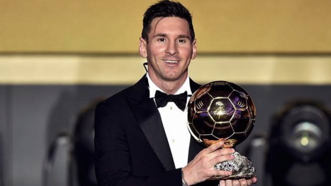 Messi Dikabarkan Segera Raih Bola Emas Ke-8